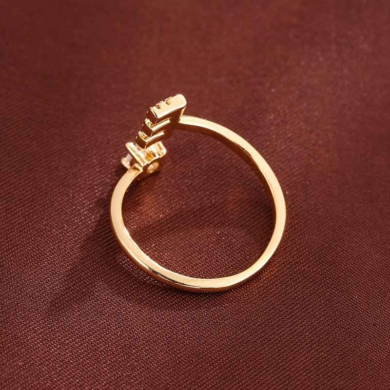 Fashionable 26 English Letters Four-Prong Synthetic Synthetic Zirconia Open Adjustment Ring
