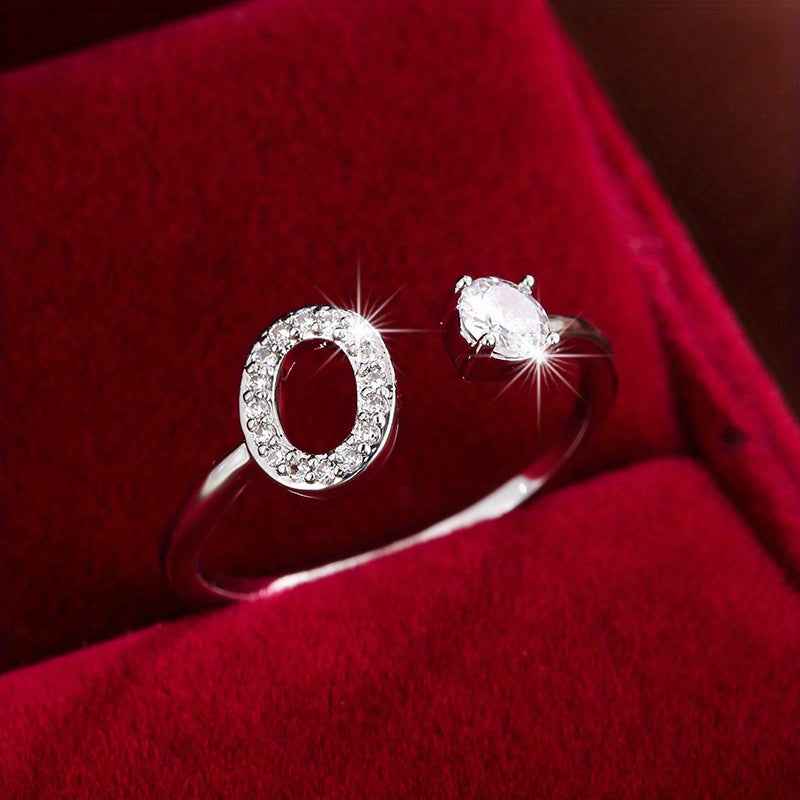 Fashionable 26 English Letters Four-Prong Synthetic Synthetic Zirconia Open Adjustment Ring Ｏ Silvery
