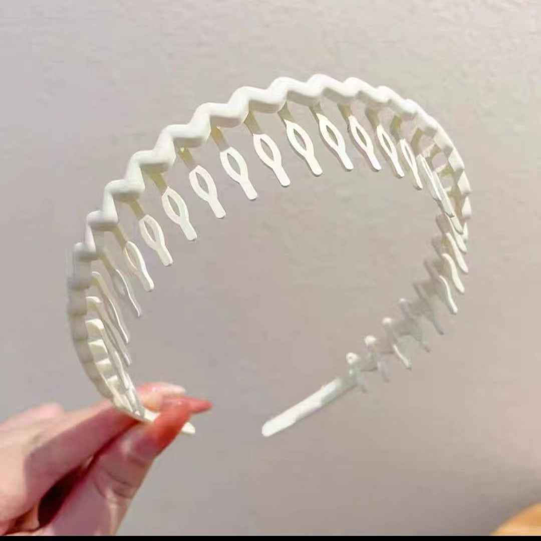 Hair Clip Frosted Color Headband Women's Non-slip Band Teeth Simple Pressure Headband Face Headband Hair Accessories Beige