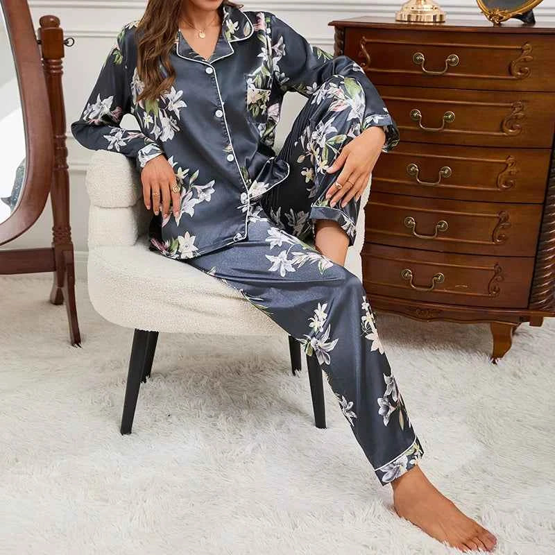 Women's Cartoon Pajama Set - Soft Short Sleeve Top and Long Pants Sleepwear for Ladies Homewear