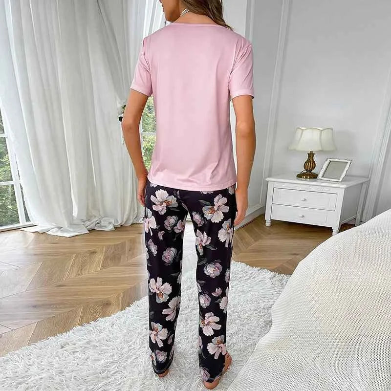 Women's Cartoon Pajama Set - Soft Short Sleeve Top and Long Pants Sleepwear for Ladies Homewear