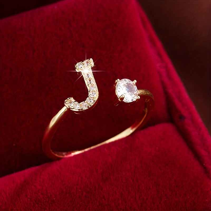Fashionable 26 English Letters Four-Prong Synthetic Synthetic Zirconia Open Adjustment Ring